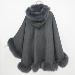 カシミア100% フード付きポンチョ SAGA FUR フォックスファー 美品の画像