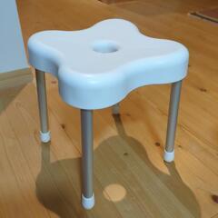 Revolcシャワーチェア　ホワイト