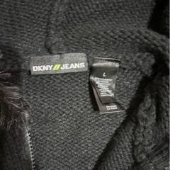 DKNY ファーフード付き　ニット　ジャケットの画像