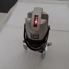 レーザー墨出し器（レッドレーザー）の画像