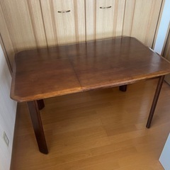 折りたたみ　ダイニングテーブル　延長ダイニングテーブル　可変式　伸長式　120cm（最大）の画像