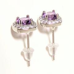 アレキサンドライト　ピアスの画像