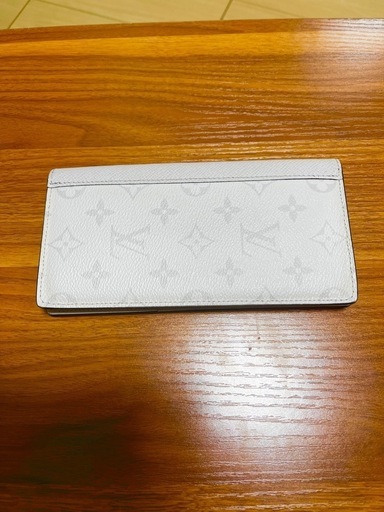 ルイヴィトン　LOUISVUITTON　タイガラマ　長財布