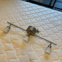 ikea ライト　電気