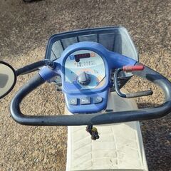 スズキmypia電動カート シニアカートの画像