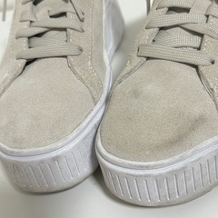 プーマ スニーカー 24cmの画像
