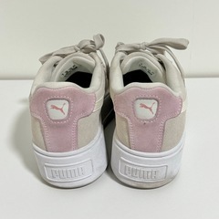プーマ スニーカー 24cmの画像