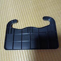 【新品】車のハンドル用テーブル(100均商品)の画像