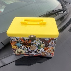 契約中　ポケモン空缶