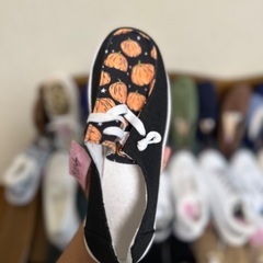 未使用の新品カボチャプリントシューズ