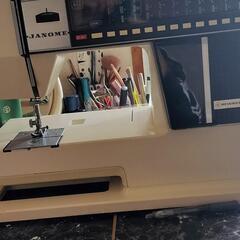 ジャノメ    コンピューターミシン  メモリア 5002の画像