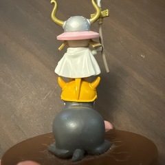 ルフィー、チョッパーフィギュアの画像