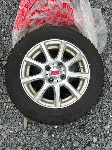 日産ノート冬タイヤE12用175/65R14 アルミ付4本セット