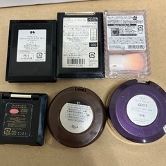 アイシャドウ×4 チーク×2 (使用済)の画像