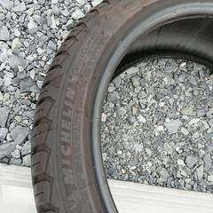 ミシュランオールシーズンタイヤほぼ新品の画像