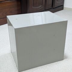 シャッター扉付レターケース Ａ４タテ ５段 ライトグレー /スチール製の画像