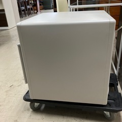 I2410-772 Sentry Safe 金庫 テンキー式 取説なし ボタンの反応・開閉確認済み 中古の画像