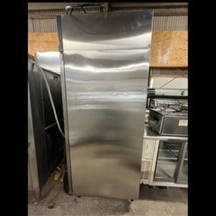 ダイワ　233LF急速冷凍庫　動力3相200V 50/60Hz 2013年　ー40℃まで　棚板11枚付きの画像