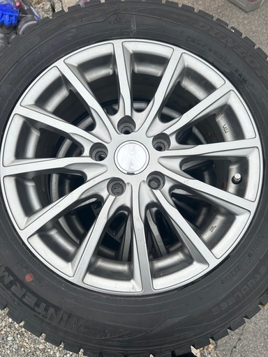 ホイール付きタイヤ205/60/R16
