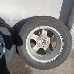 ホイール付きスタッドレスタイヤ（１９５ ６５Ｒ １５）の画像