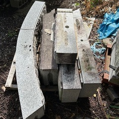 御影石塀残材の画像