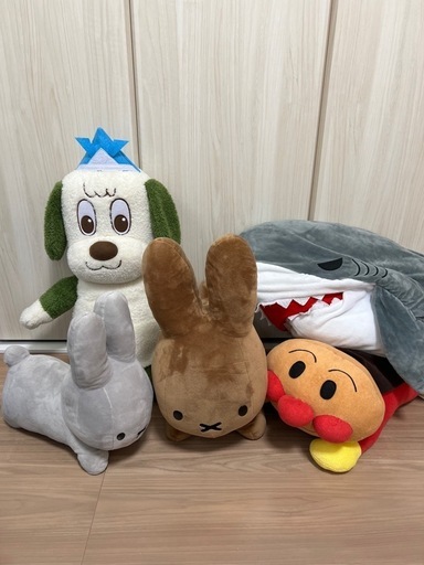 わんわん　ミッフィー　アンパンマン　ぬいぐるみ