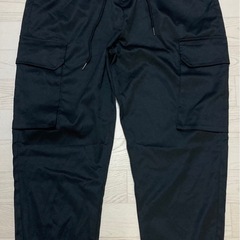 新品同様・男性用パンツ(黒色)の画像