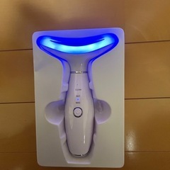 新品未使用！美顔器の画像