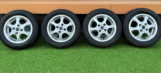 【受付終了】 
スタッドレスタイヤ　13インチ　4本　ホイール付　エブリィ