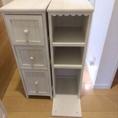【未使用品】　ニトリ隙間収納家具の画像