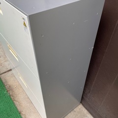 コクヨ 書類キャビネット 3段 鍵付 ロッカーの画像