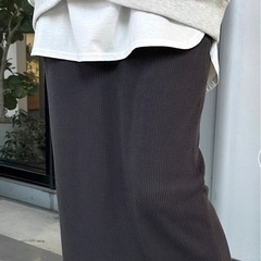新品　新品セルフカットリブロングタイトスカートの画像