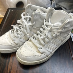 ＊  adidas ハイカット スニーカー ホワイト  ＊