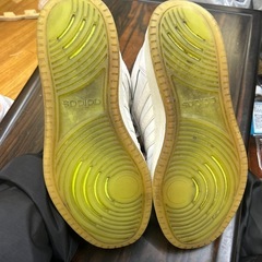 ＊  adidas ハイカット スニーカー ホワイト  ＊の画像