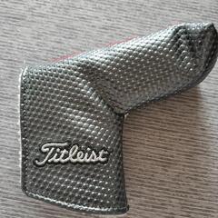 パター用ヘッドカバーの画像