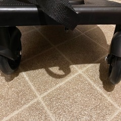 ベビーカー　ステップ　上の子が座れる椅子の画像