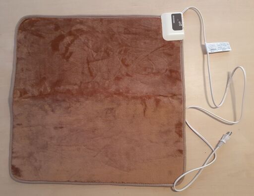 【新品】アイリスオーヤマ ホットマット 60×60cm HCM-60S-T　　New Iris Ohyama Hot Mat 60×60cm HCM-60S-T
