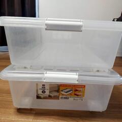 プラスチック衣装ケースの画像