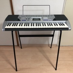 カシオ　電子ピアノ　(電子キーボード)