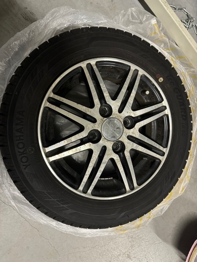 ホイール付きスタッドレスタイヤ４本セット　155/65R13　走行距離500km未満　