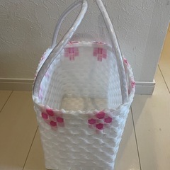 編みかご　未使用品の画像