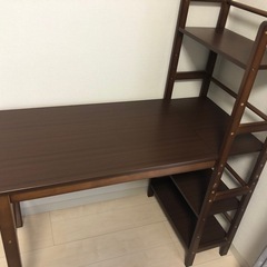 本棚一体型デスク