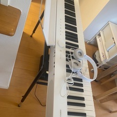 電子ピアノ　88鍵
CASIO PX-S1100 おまけ付きの画像