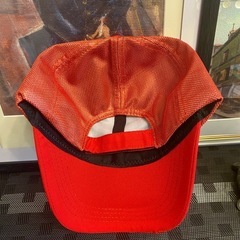 赤 UVカット キャップ【タグ付き未使用】の画像