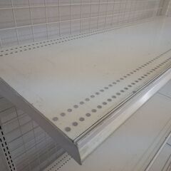 オカムラ製 H210cm×W120cm ２連結片面３段什器 背面ネットタイプ キックプレート無し■陳列棚・システム什器■S-609の画像