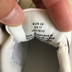 【H&M】キッズ用スニーカー マジックテープ　ホワイト　 17.5cmの画像