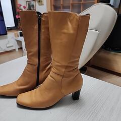 (決まりました)革製ブーツ👢