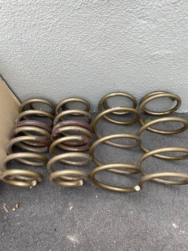 ダウンサス　アルファード　ヴェルファイア