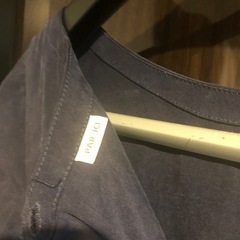 青いワンピースの画像