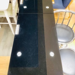 【軽トラック90分貸し出し無料】ガラストップ ダイニングセットです！の画像